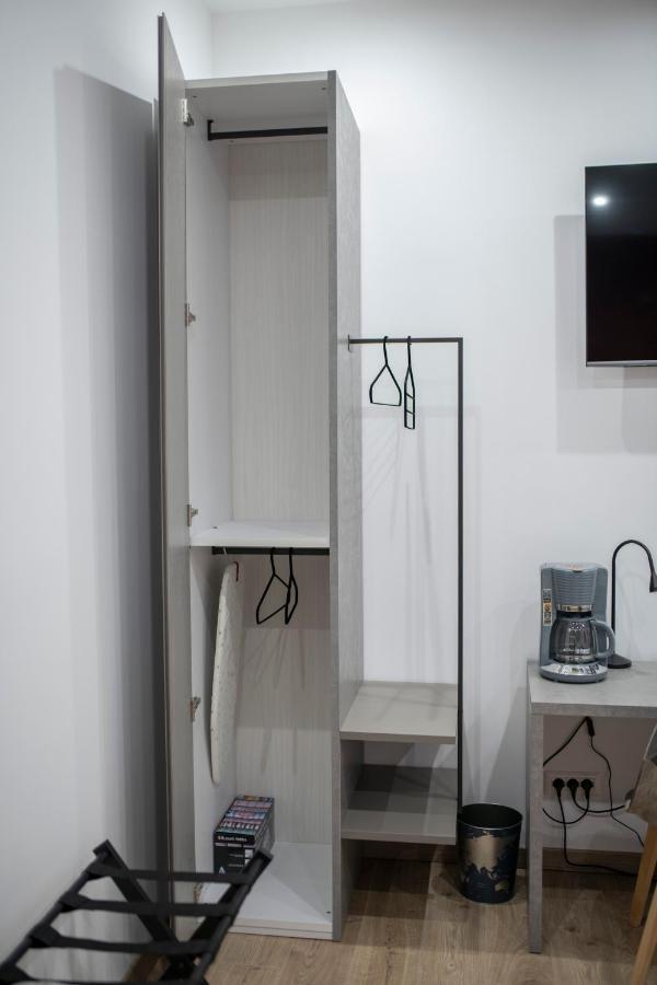 Catone Luxury Rooms Roma Exterior foto