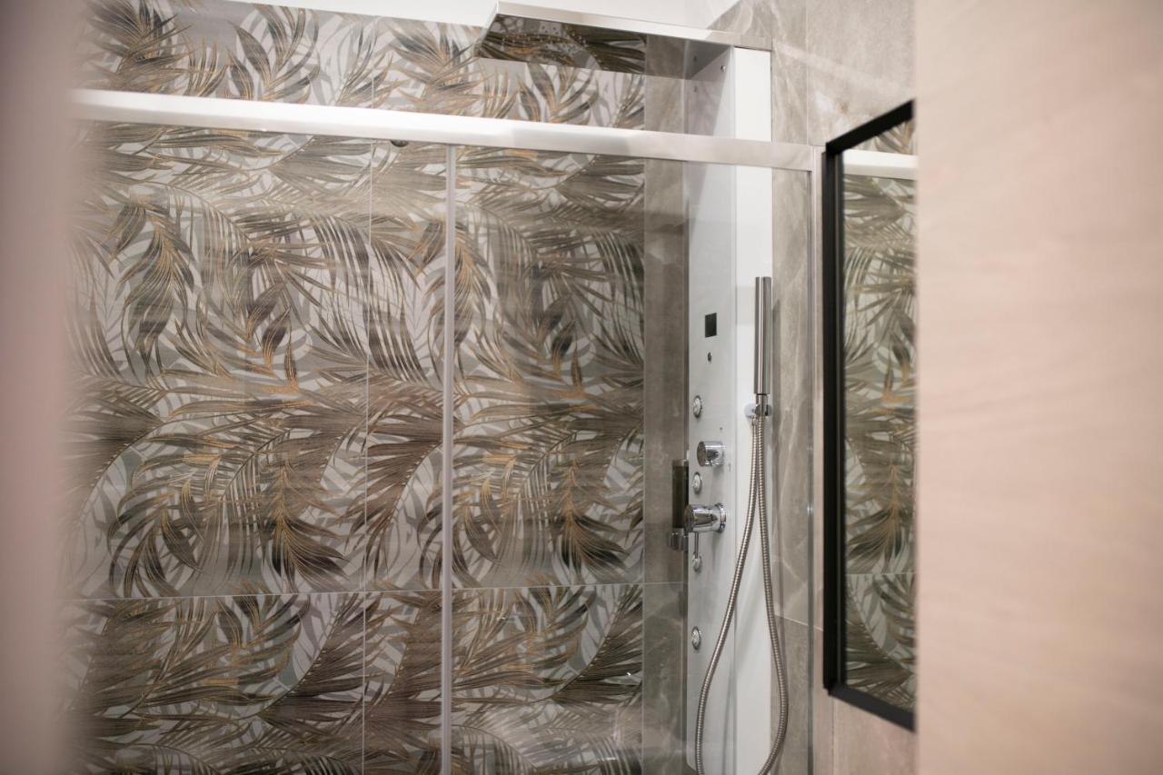 Catone Luxury Rooms Roma Exterior foto